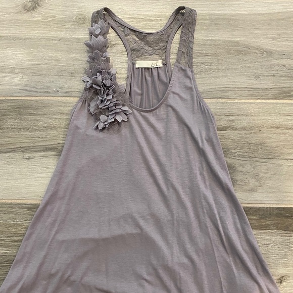 Lush Tank Top - Picture 1 of 3